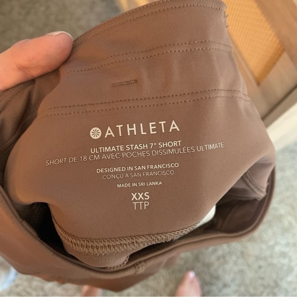 Athleta Ultimate Stash 7” Short Size XXS - Picture 4 of 5